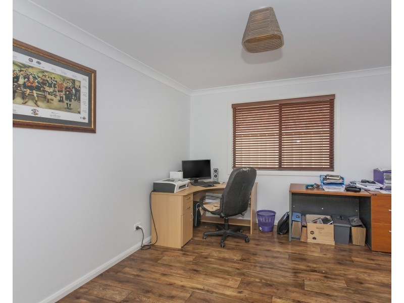 25 MARTENS AVE, Raymond Terrace NSW 2324