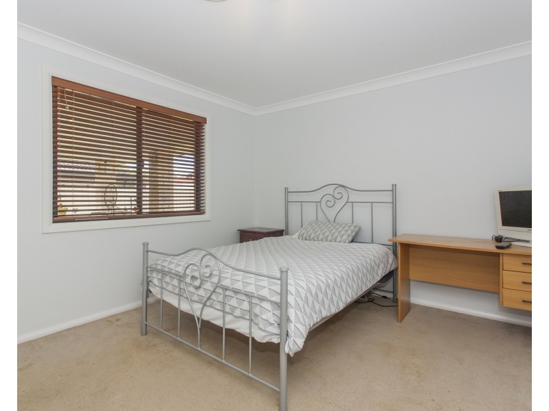 25 MARTENS AVE, Raymond Terrace NSW 2324