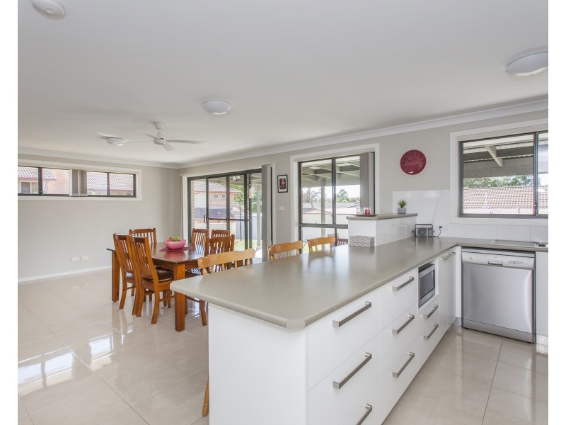 118 Benjamin Lee Drive, Raymond Terrace NSW 2324