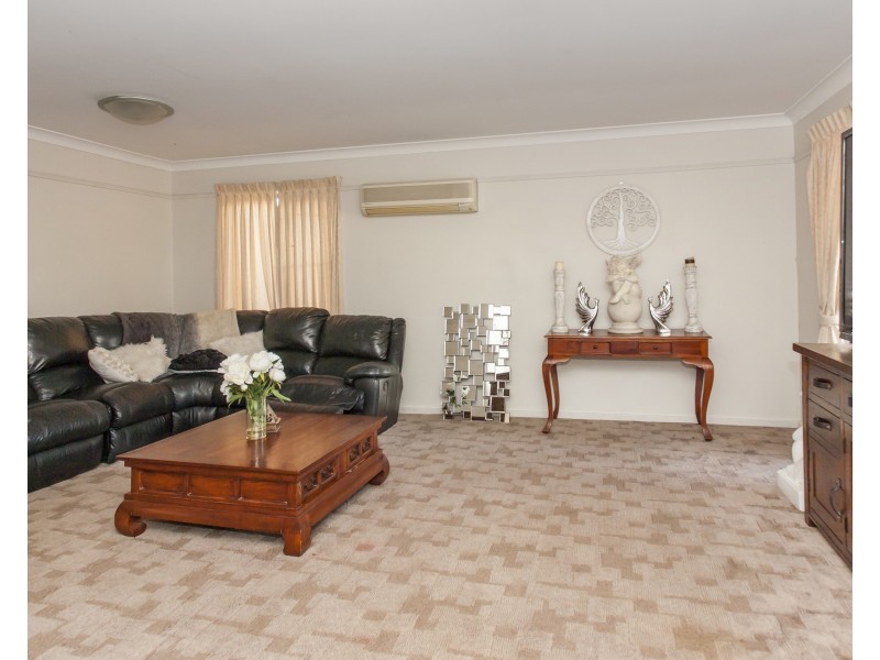 10 Lachlan Street, Raymond Terrace NSW 2324