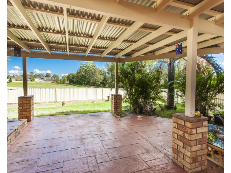 15 Holwell Circuit, Raymond Terrace NSW 2324