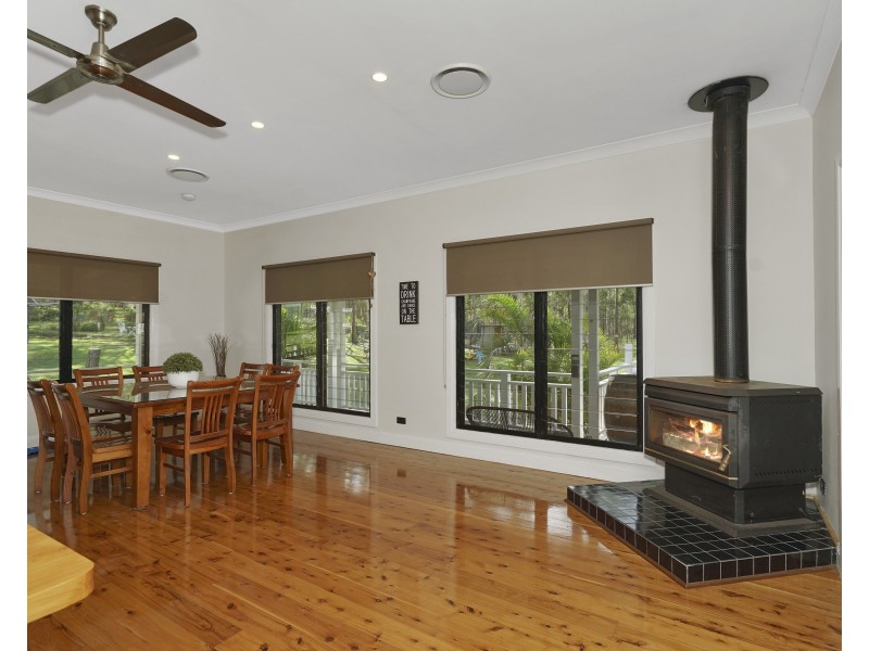 9 Giles Road, Seaham NSW 2324
