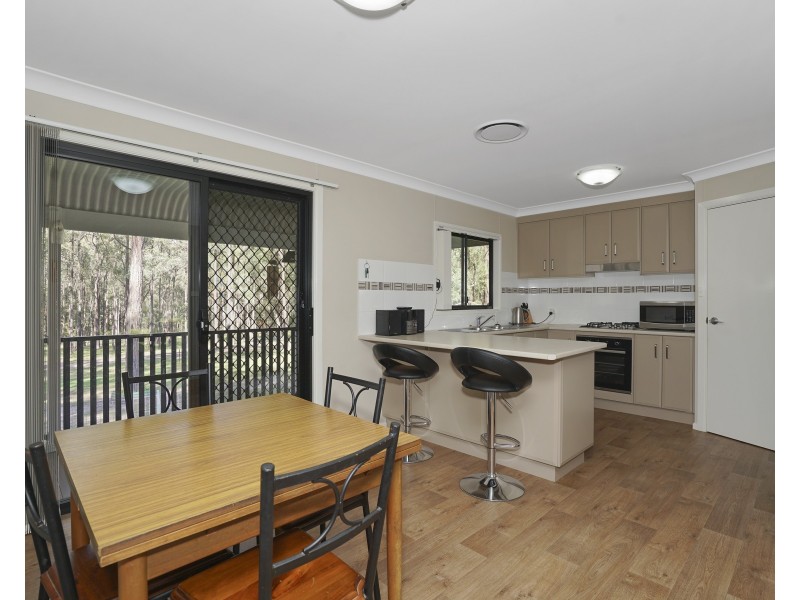 9 Giles Road, Seaham NSW 2324