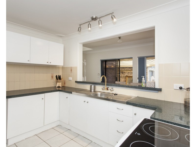 11 Greenslopes Drive, Raymond Terrace NSW 2324