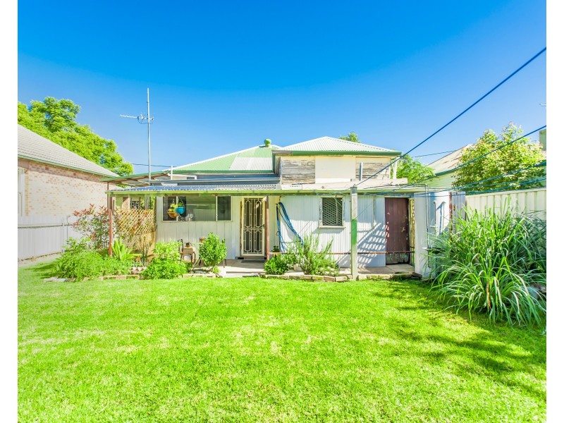 6 Bridge Street, Maitland NSW 2320