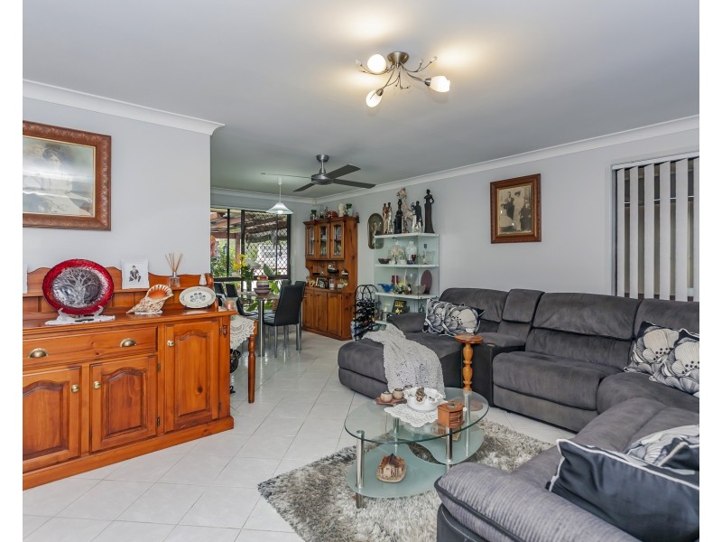 17 Jessica Close, Raymond Terrace NSW 2324