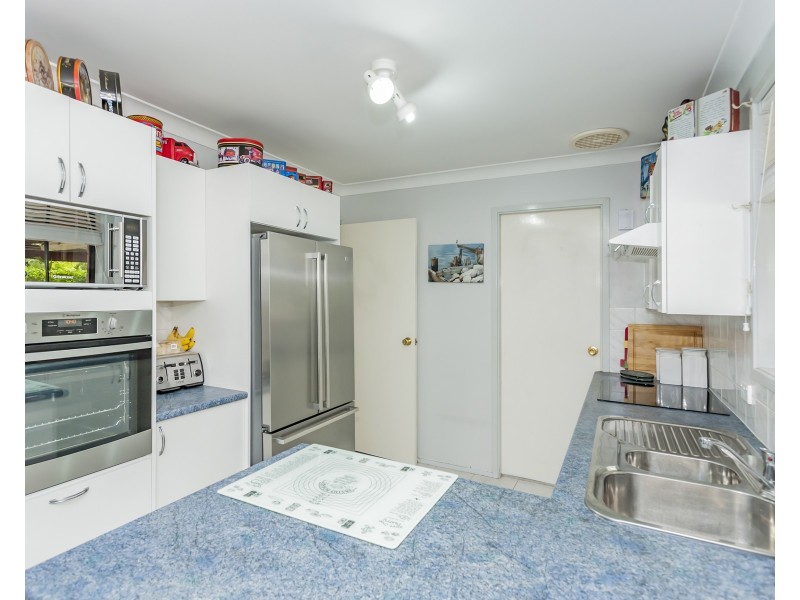17 Jessica Close, Raymond Terrace NSW 2324
