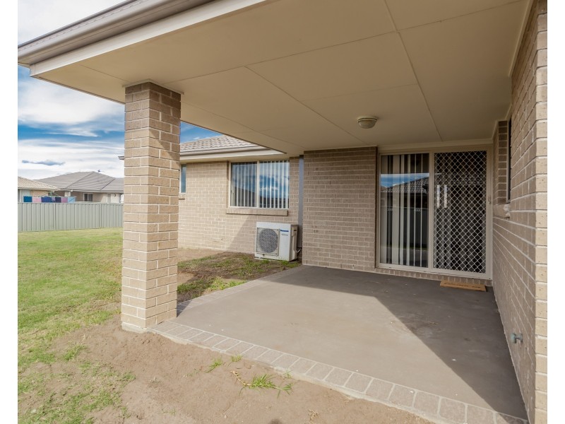 22 Fonda Avenue, Rutherford NSW 2320