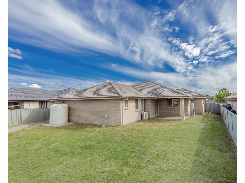 22 Fonda Avenue, Rutherford NSW 2320