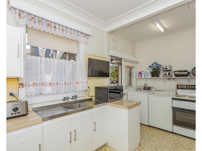 19 Kinross Street, Raymond Terrace NSW 2324