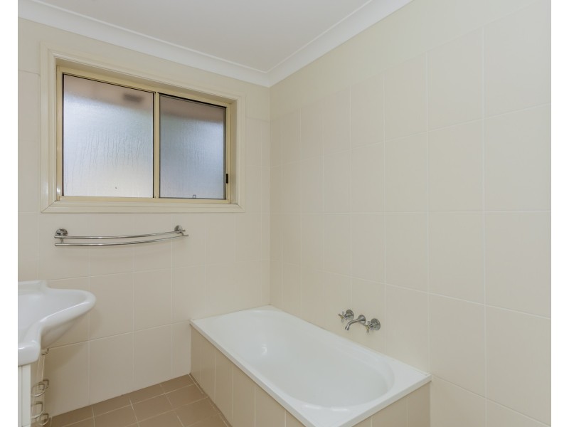 2/25 Oak Circuit, Raymond Terrace NSW 2324