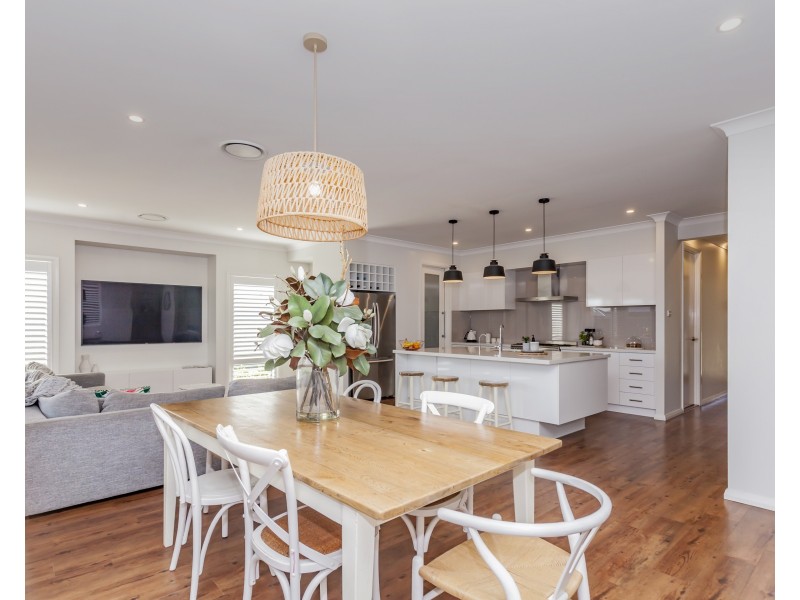 51 Norfolk Street, Fern Bay NSW 2295