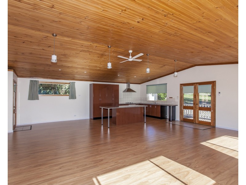 16 Still Street, Seaham NSW 2324