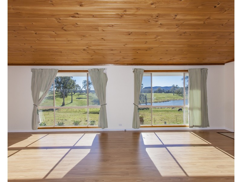 16 Still Street, Seaham NSW 2324