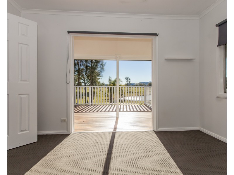 16 Still Street, Seaham NSW 2324