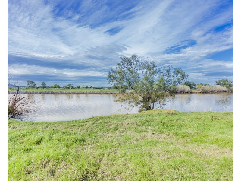 134 Edithville Road, Millers Forest NSW 2324