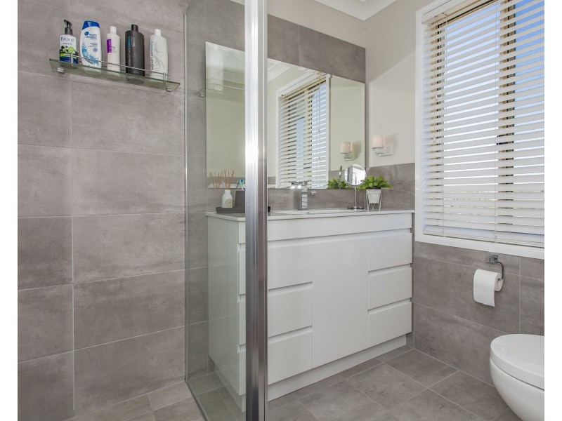 13 Tristania Court, Thornton NSW 2322