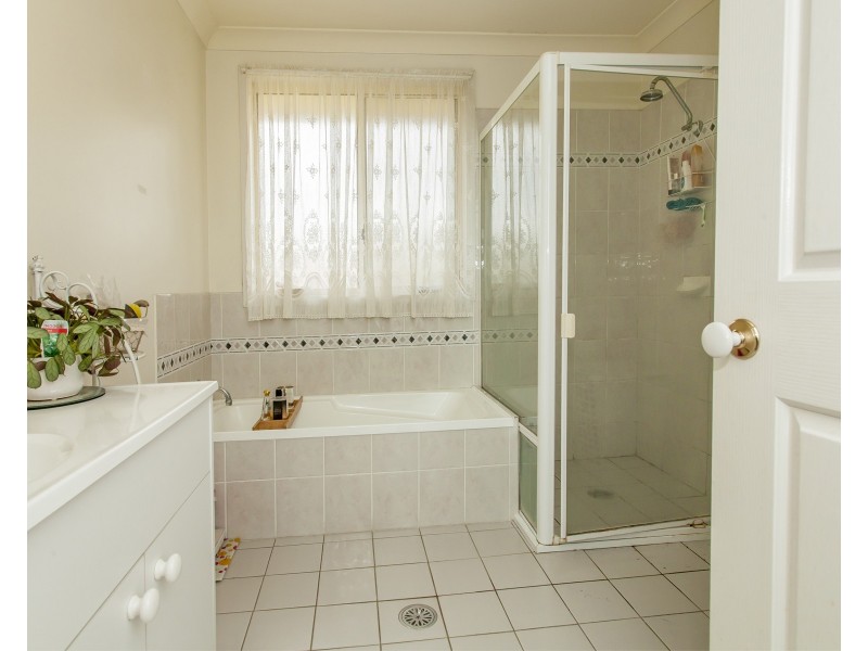 16 Kanwary Close, Raymond Terrace NSW 2324
