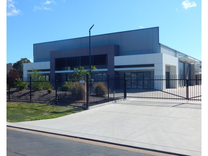2/5 Frost Drive, Mayfield West NSW 2304
