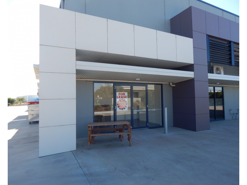 2/5 Frost Drive, Mayfield West NSW 2304