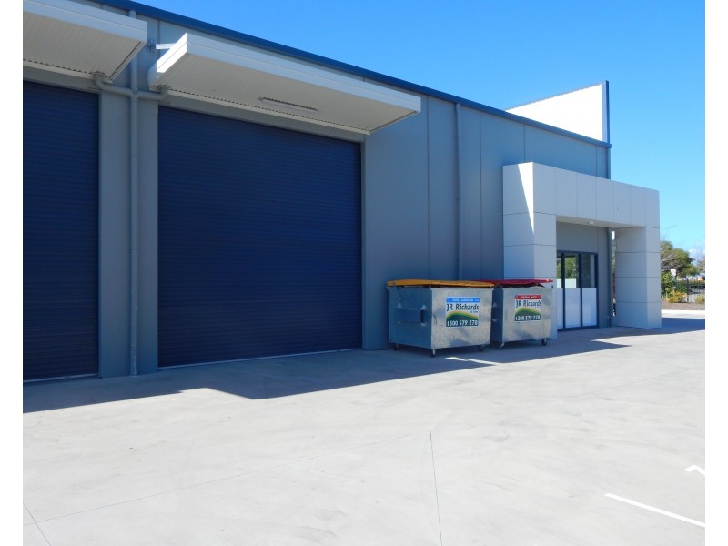 2/5 Frost Drive, Mayfield West NSW 2304