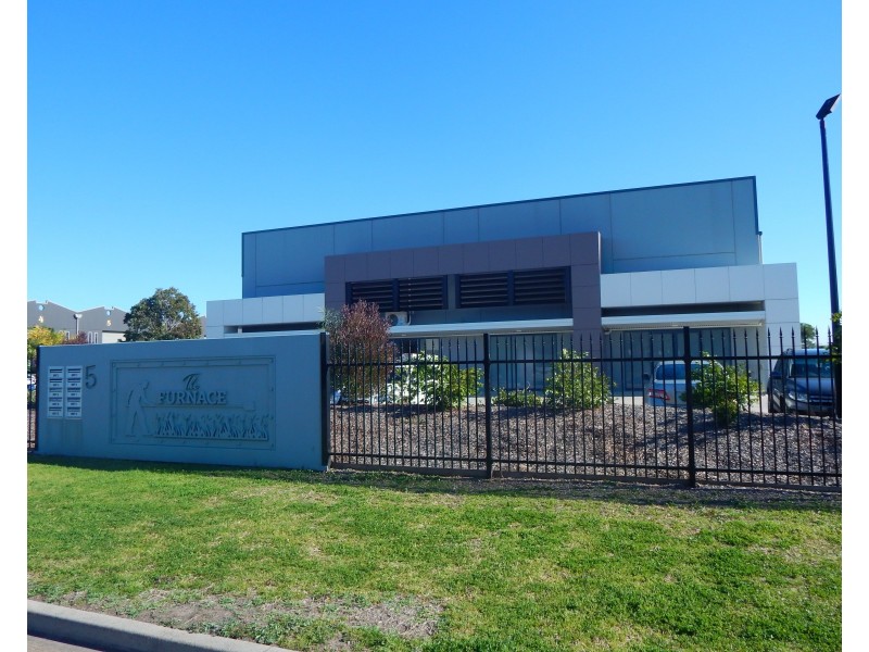 8/5 Frost Drive, Mayfield West NSW 2304