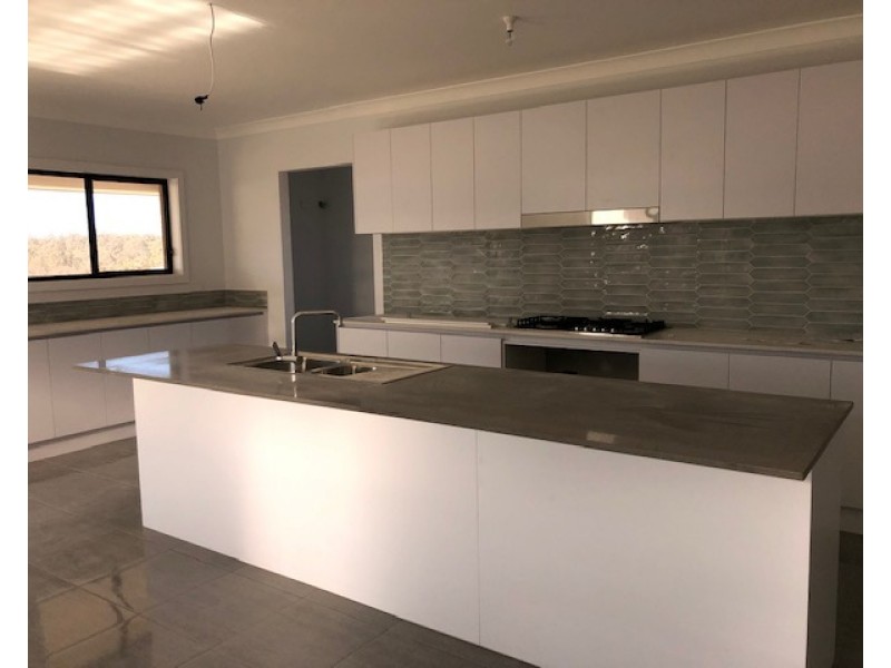 105 Tooze Circuit, North Rothbury NSW 2335