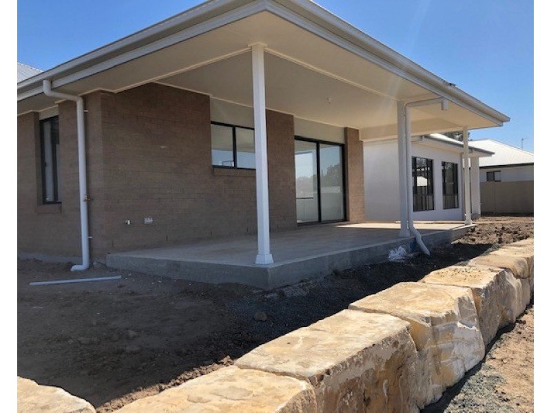 105 Tooze Circuit, North Rothbury NSW 2335