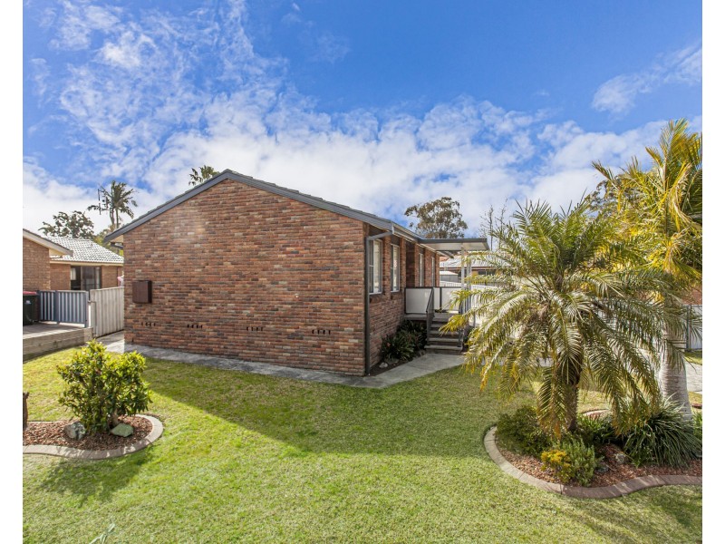 7 Chifley Drive, Raymond Terrace NSW 2324