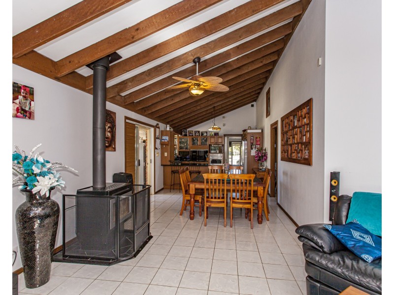 7 Hollydeen Avenue, Raymond Terrace NSW 2324
