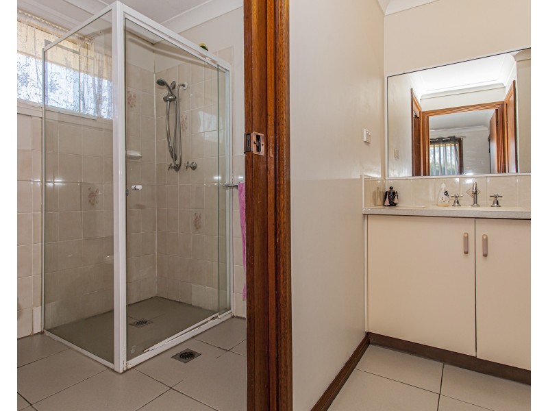 2/42 Benjamin Lee Drive, Raymond Terrace NSW 2324