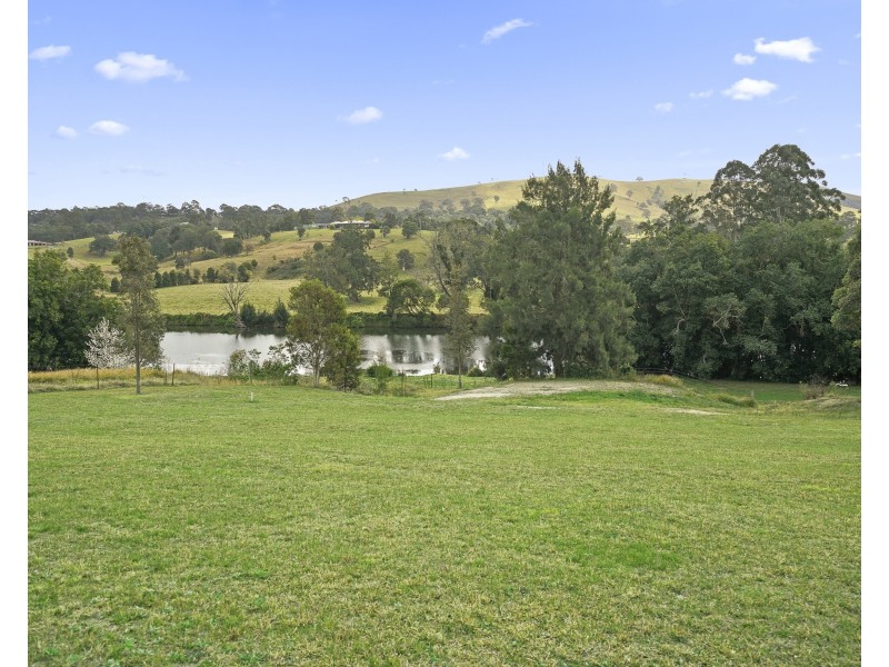 11 Waterview Road, Clarence Town NSW 2321