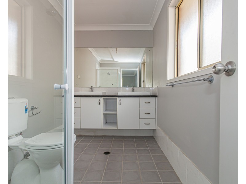 9 Centenary Close, Bolwarra Heights NSW 2320