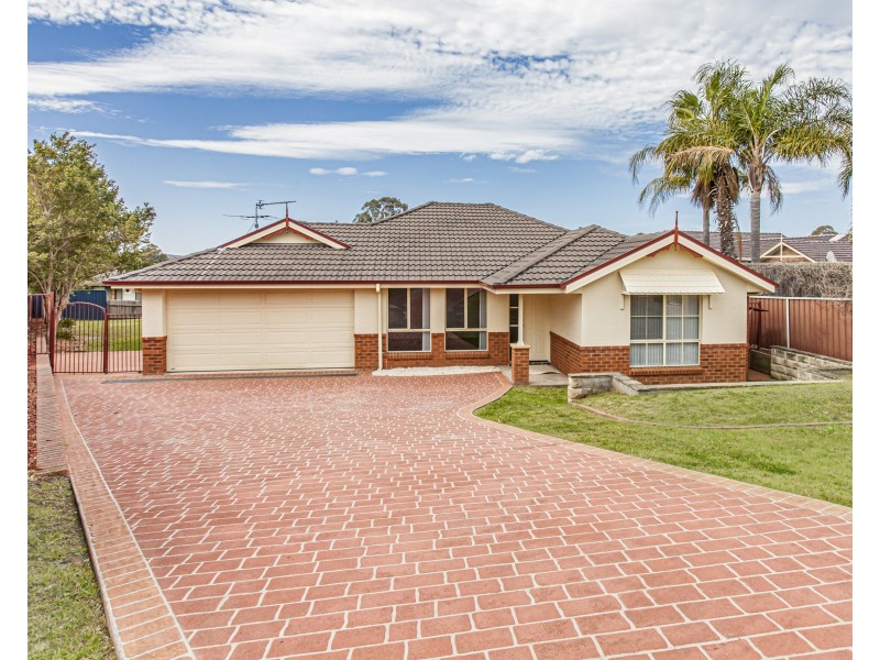 9 Centenary Close, Bolwarra Heights NSW 2320