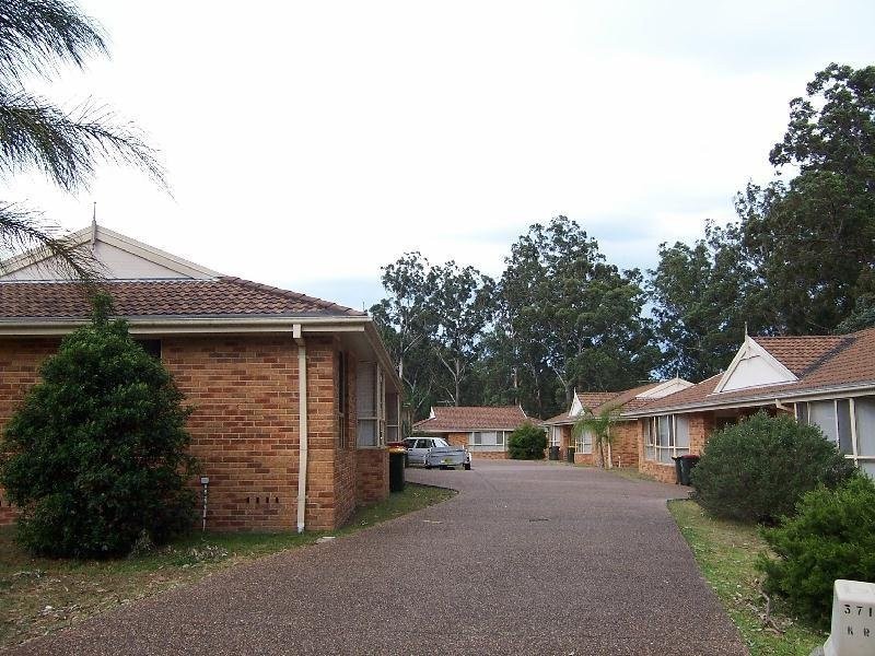 2/7 Watson Place, Raymond Terrace NSW 2324
