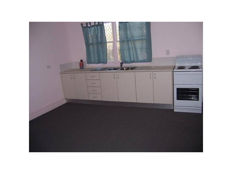 2/17 King Street, Raymond Terrace NSW 2324