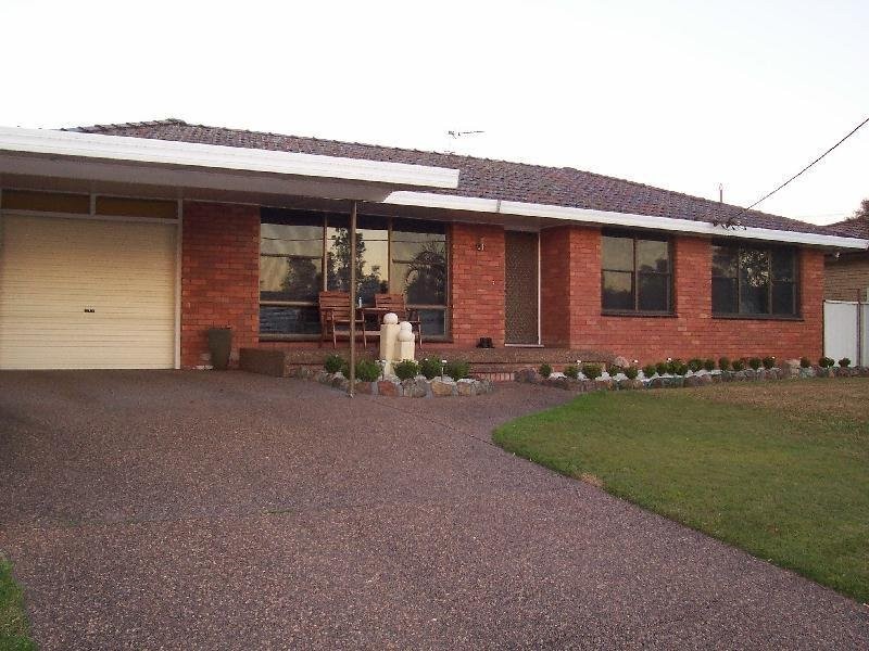 45 Yarrum Avenue, Beresfield NSW 2322