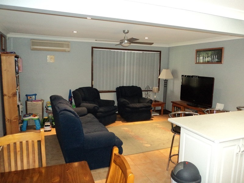 9 Chifley Drive, Raymond Terrace NSW 2324