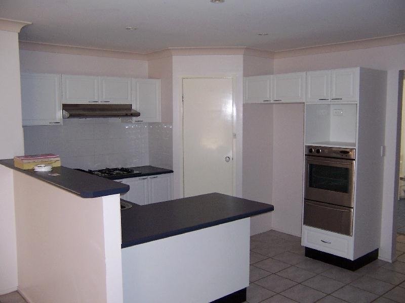 4 JAMES BALDRY Cl, Raymond Terrace NSW 2324