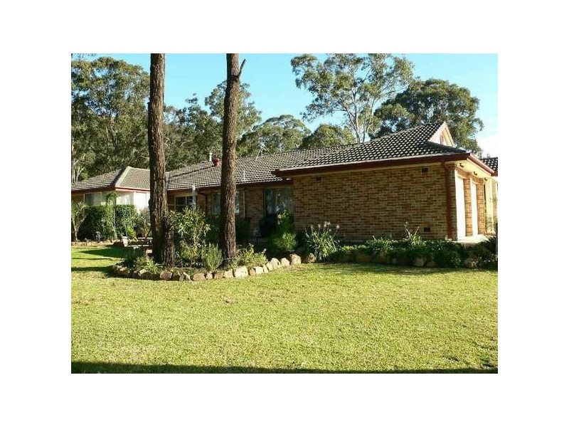 1 Mountain View Close, Seaham NSW 2324