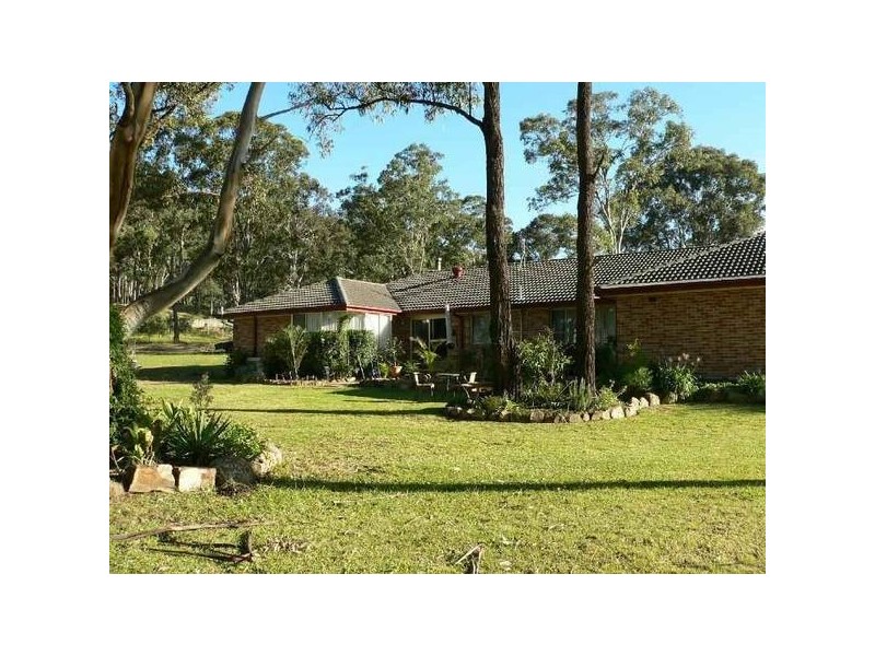1 Mountain View Close, Seaham NSW 2324
