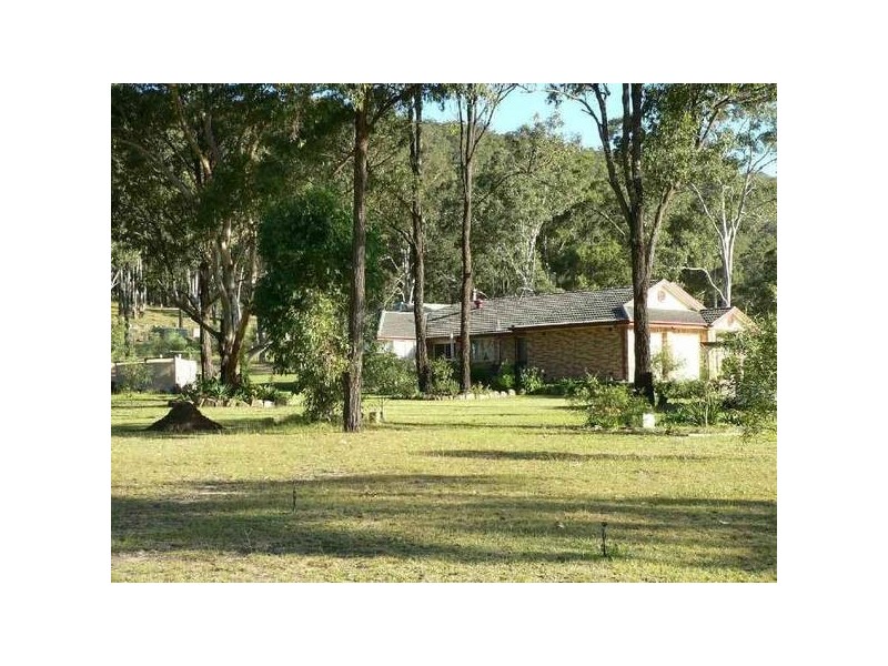 1 Mountain View Close, Seaham NSW 2324