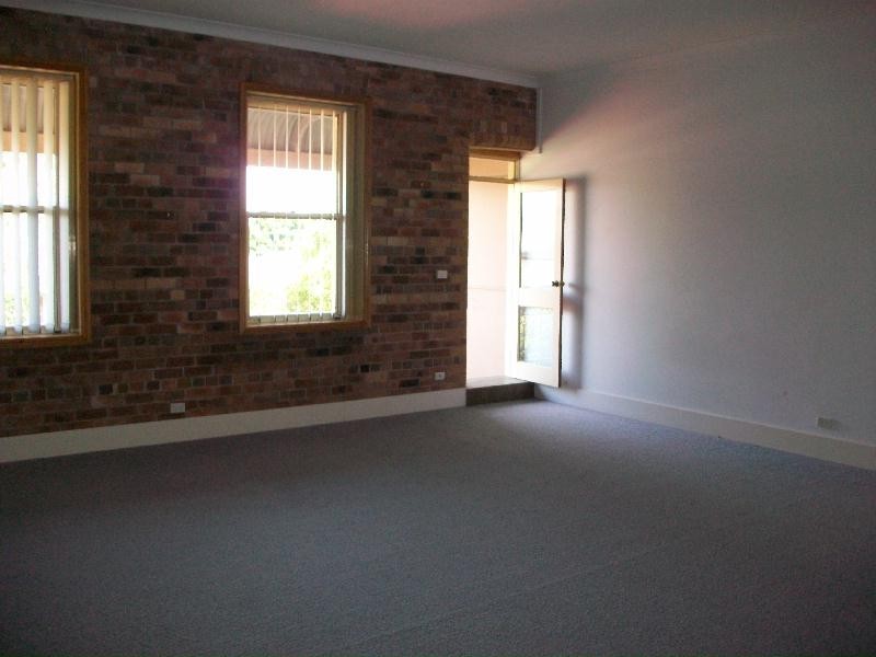 2/22 OAKS CIRCUIT, Raymond Terrace NSW 2324