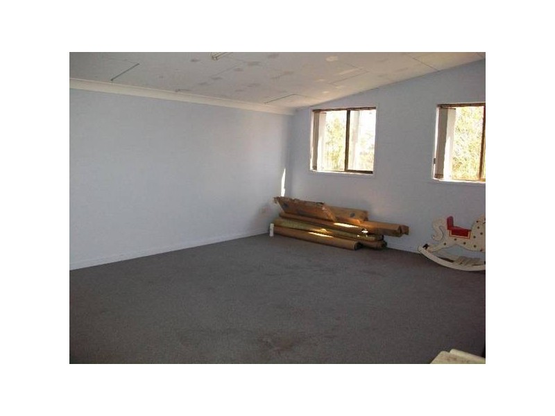 8 Peter Dron Street, Raymond Terrace NSW 2324