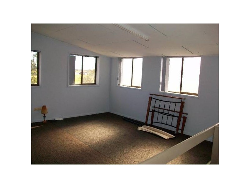 8 Peter Dron Street, Raymond Terrace NSW 2324