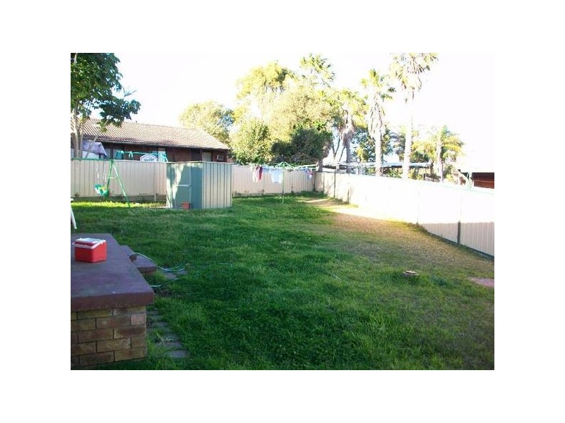 4 CEDER HILL LANE, Raymond Terrace NSW 2324