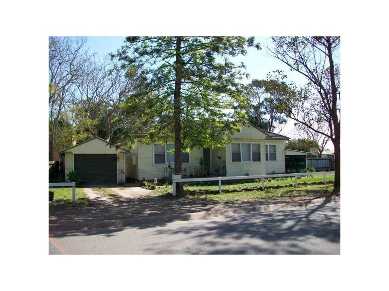 14 ELKIN AVENUE, Raymond Terrace NSW 2324