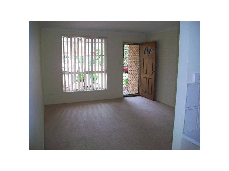 2/16 COOLABAH ROAD, Medowie NSW 2318