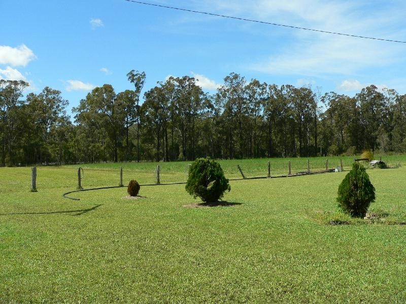 1013 Bucketts Way, Limeburners Creek NSW 2324