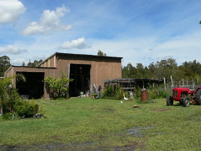 1013 Bucketts Way, Limeburners Creek NSW 2324